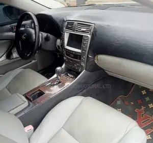 Lexus IS 2008 Silver