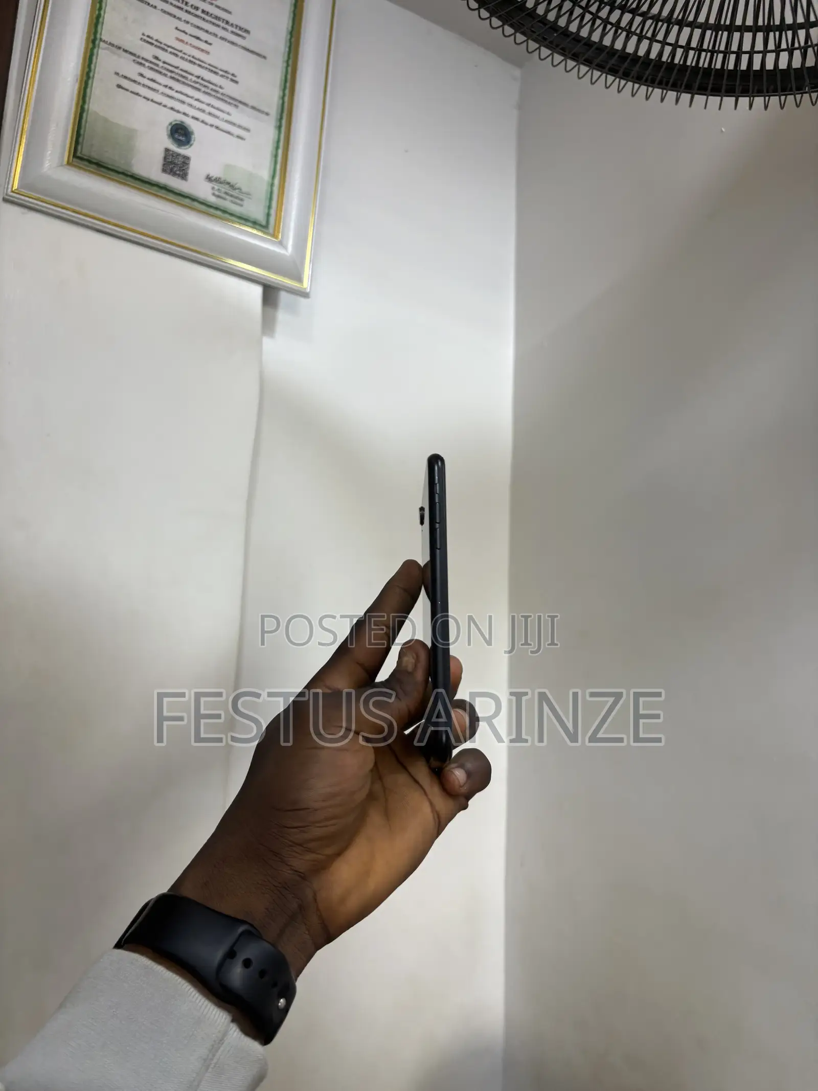 Apple iPhone XR 64 GB Black