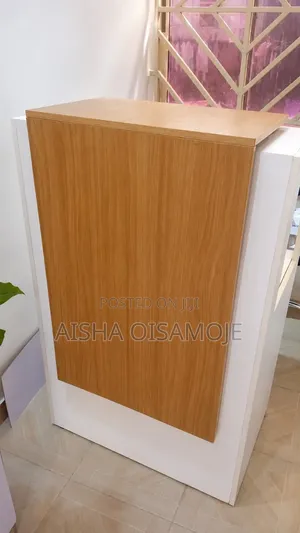 Receptionist Desk