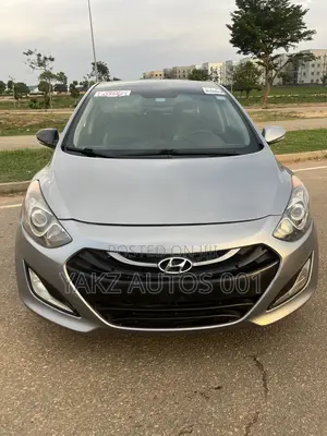 Hyundai Elantra 2012 Silver