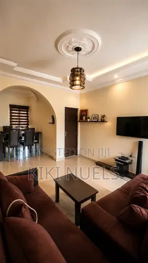 3bdrm Bungalow in Estate Along, Dakwo District for sale