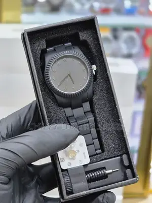 Valenzo Quality Men Chain Strap Wristwatch