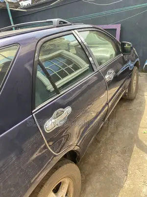 Lexus RX 300 2WD 2000 Blue