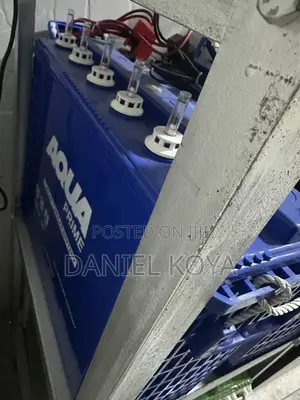 2.5kva Mercury Inverter With 4x 220ah Batteries