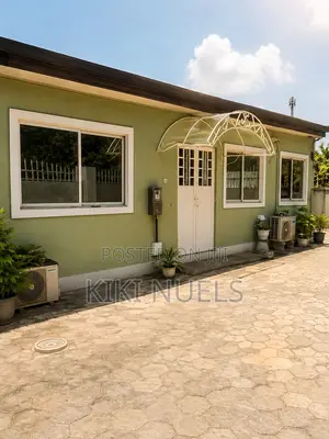 3bdrm Bungalow in Close To Sunnyvale, Galadimawa for sale