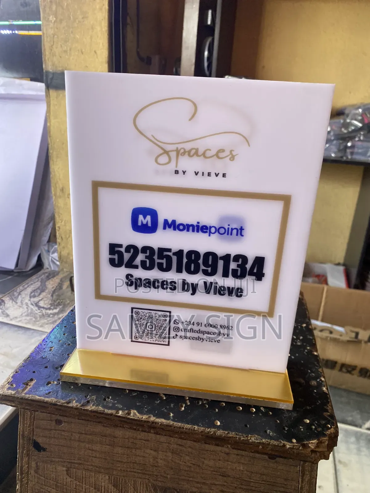 Table Contact Display