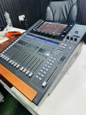 Behringer Wing Compact Digital Mixer Console