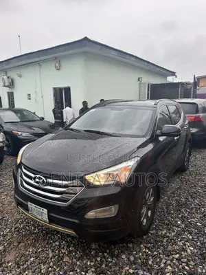 Hyundai Santa Fe 2015 Black