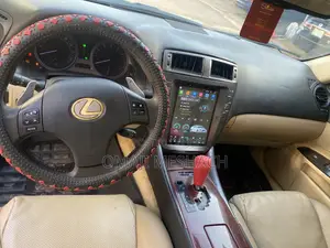 Lexus IS 250 2010 Red