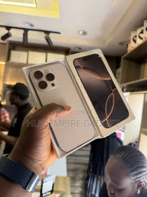 Apple iPhone 16 Pro 128 GB Gold
