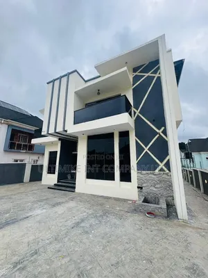 5bdrm Duplex in Charlton Gate Estate, Ibadan for sale