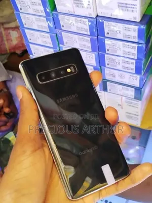 Samsung Galaxy S10 128 GB Black