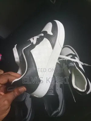 Luxury Sneakers – Used Once