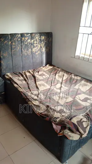 4.1/2 by 6 Padded Bedframe