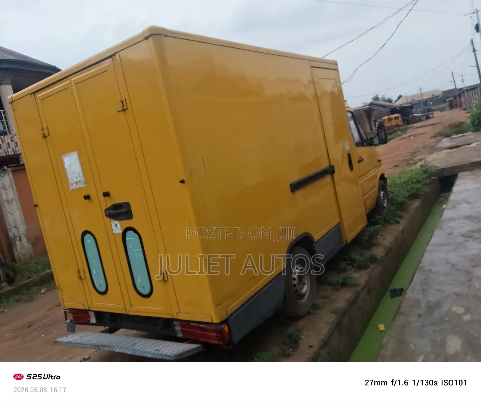 Mercedes-Benz Sprinter 2005 Yellow