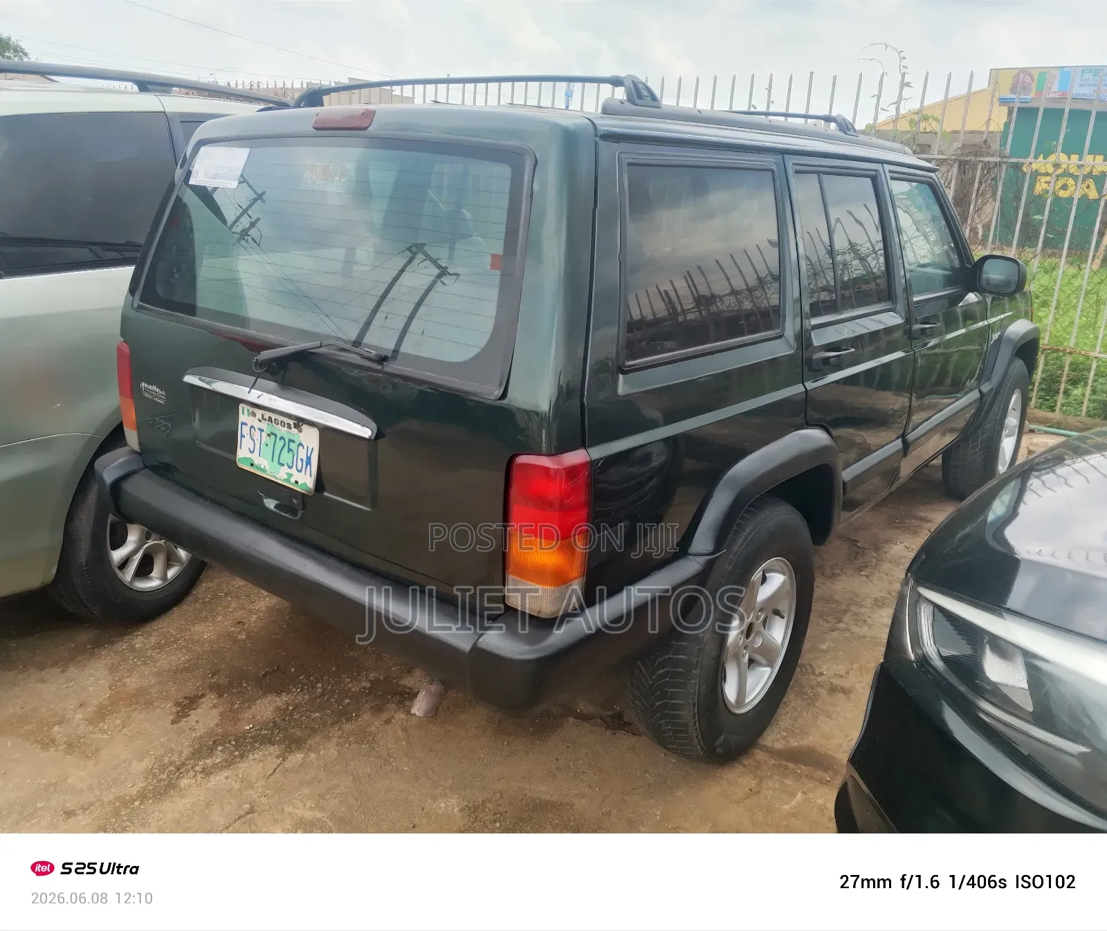 Jeep Cherokee 2000 Green