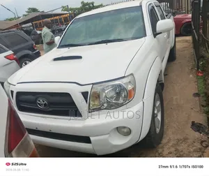 Toyota Tacoma 2009 White
