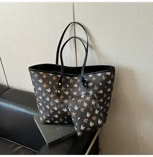 Big Classic Handbag