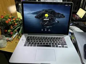 Laptop Apple MacBook Pro 2015 16GB Intel Core i7 SSD 256GB