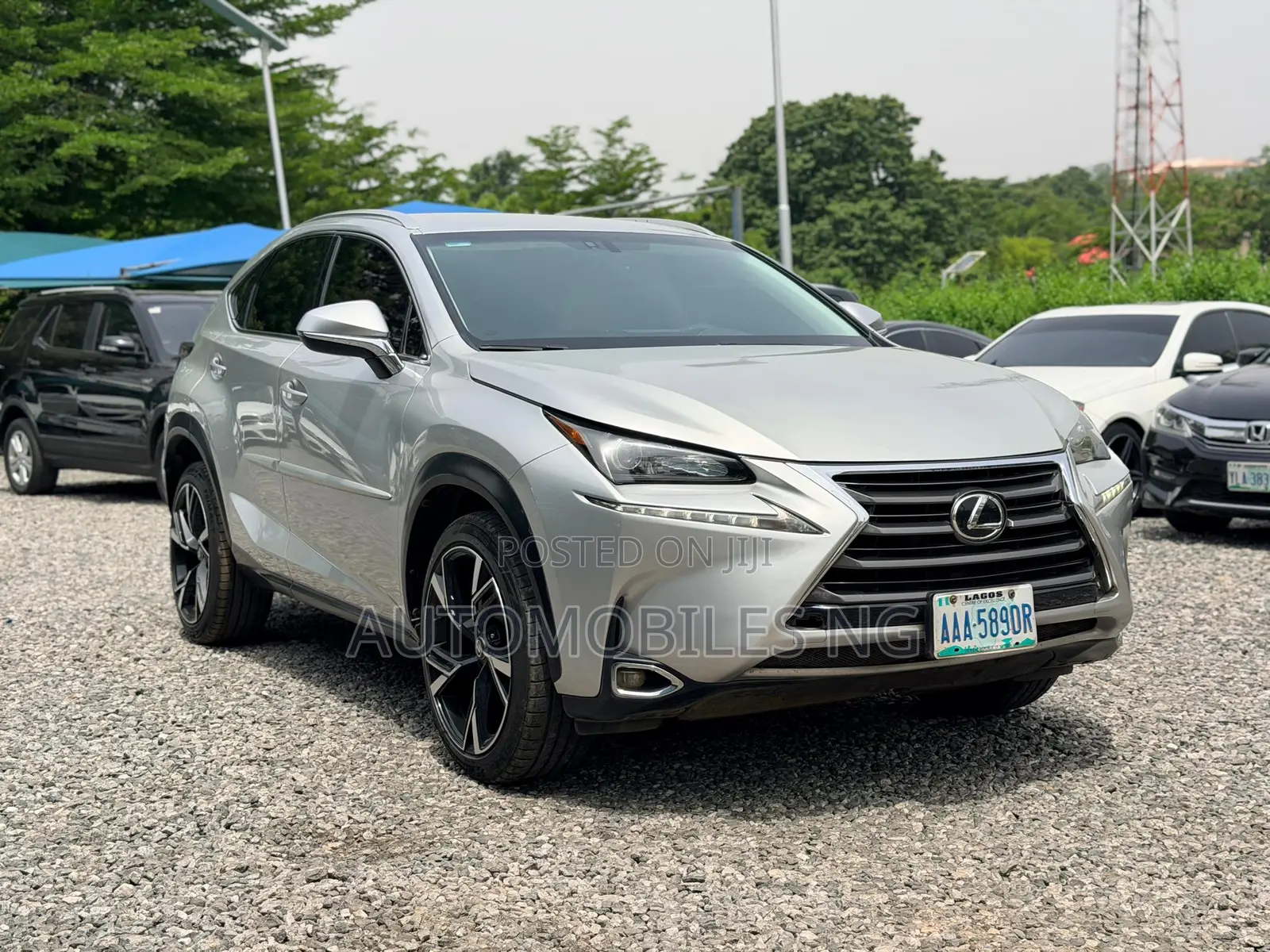 Lexus NX 2015 Silver