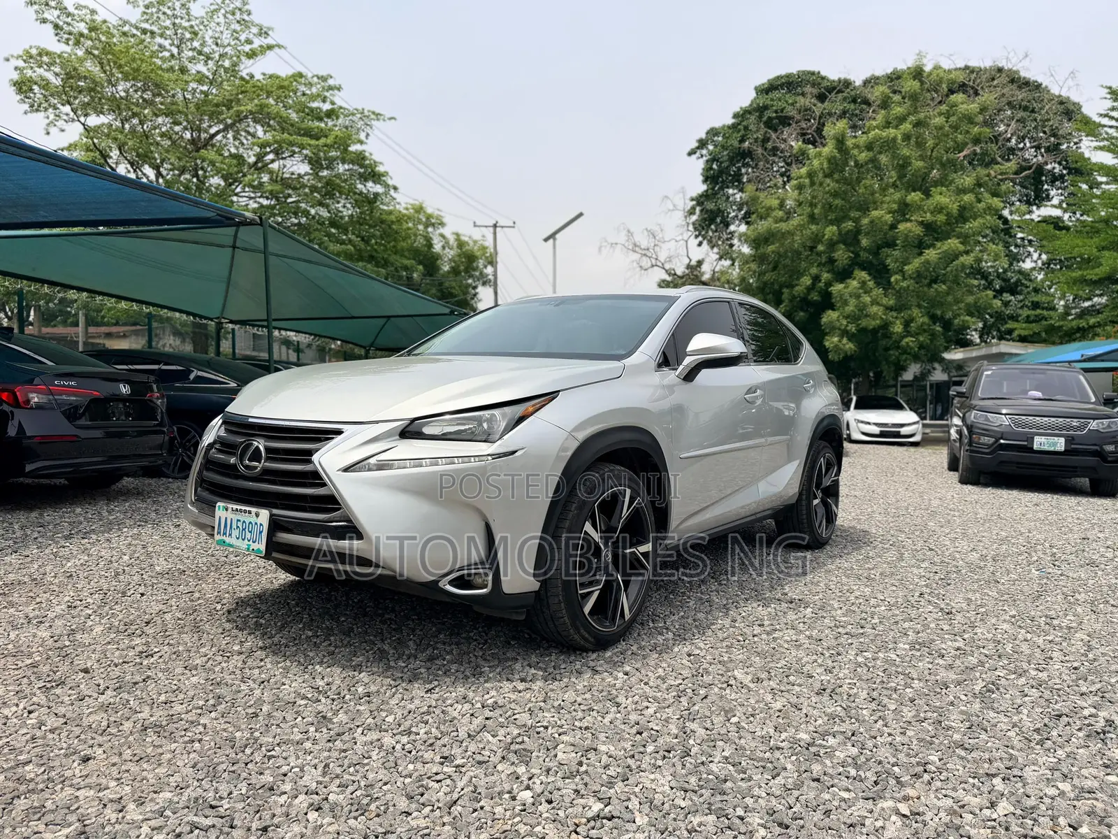 Lexus NX 2015 Silver