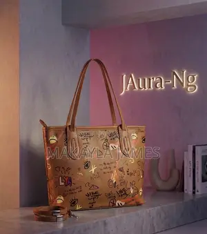 L Tote Bags