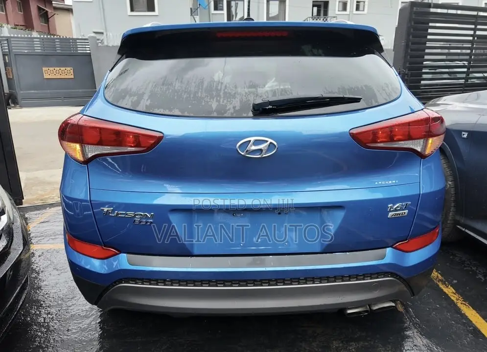 Hyundai Tucson 2016 Blue