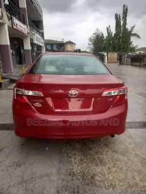 Toyota Camry LE 4dr Sedan (2.5L 4cyl 6A) 2012 Red