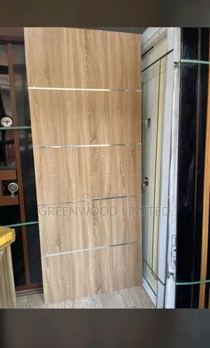 Woodendoor