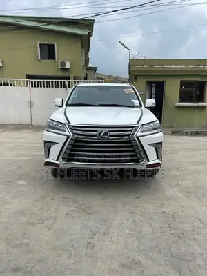 Lexus LX 2016 White