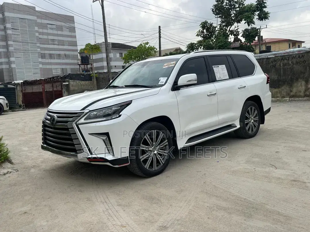 Lexus LX 2016 White