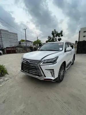 Lexus LX 2016 White
