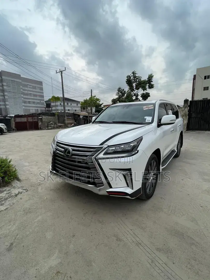 Lexus LX 2016 White