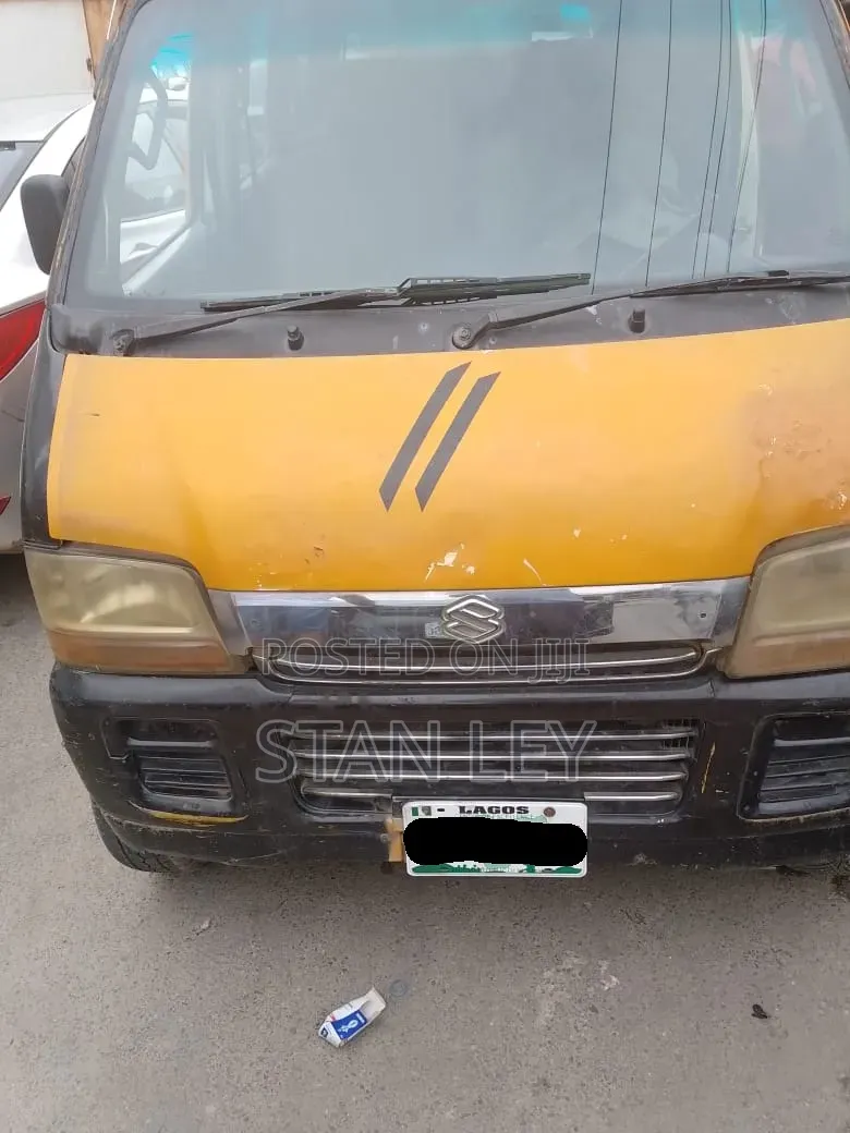 Suzuki Every 2000 Yellow
