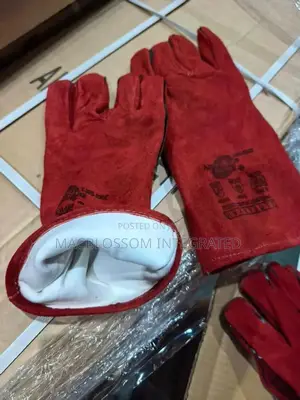 14" Red Welders Hand Glove