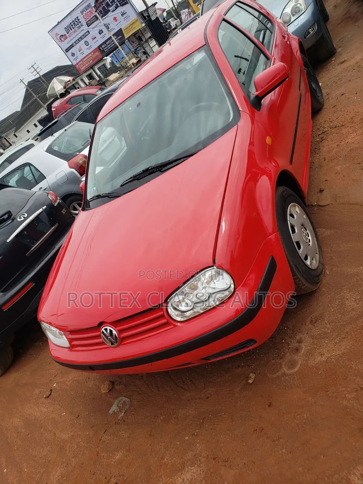 Volkswagen Golf 2003 Red
