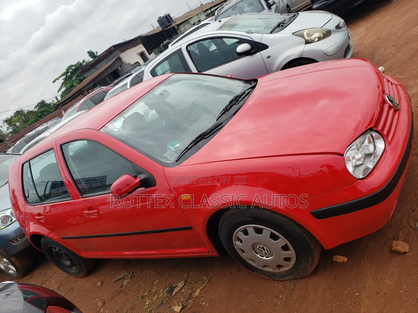 Volkswagen Golf 2003 Red