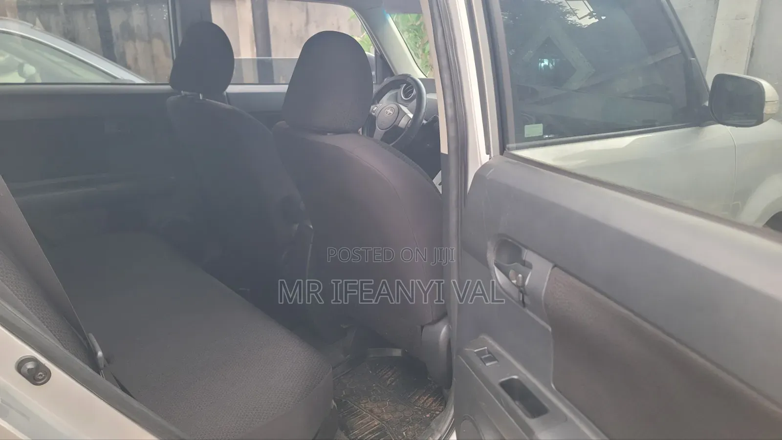 Scion xB Base 2009 Silver