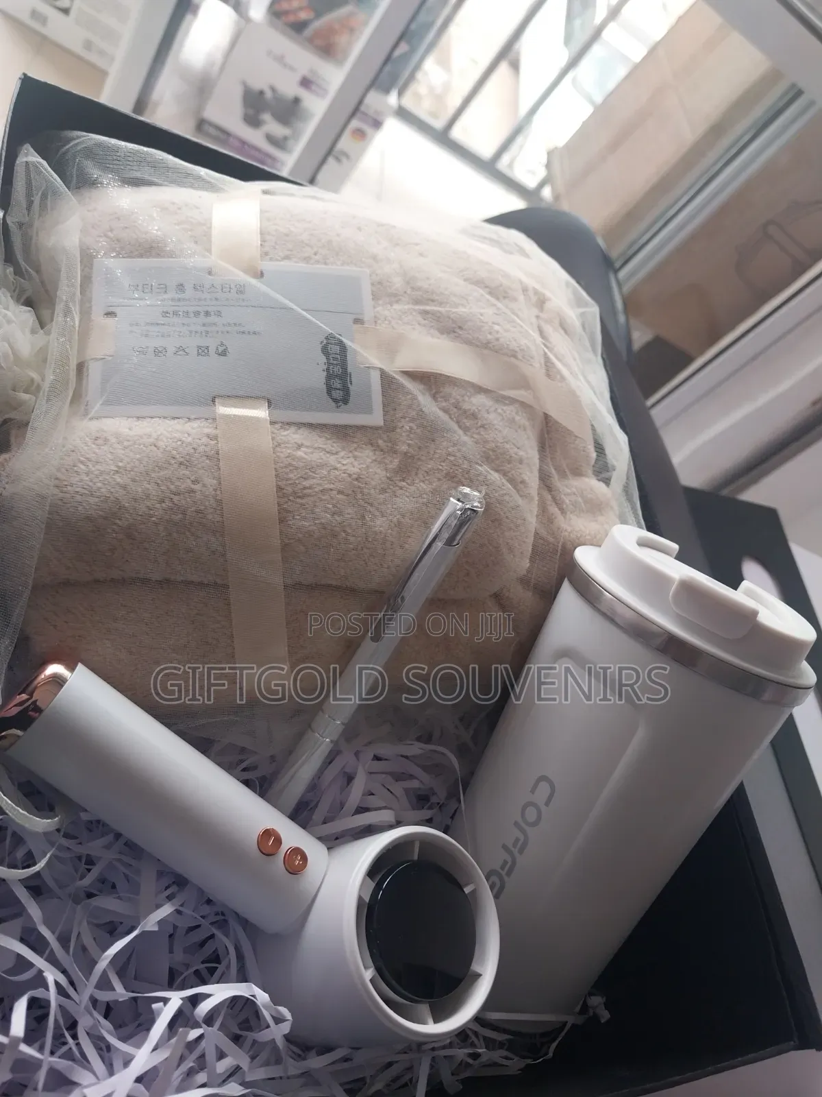 Beautiful 4 in 1 Towel Gift Set