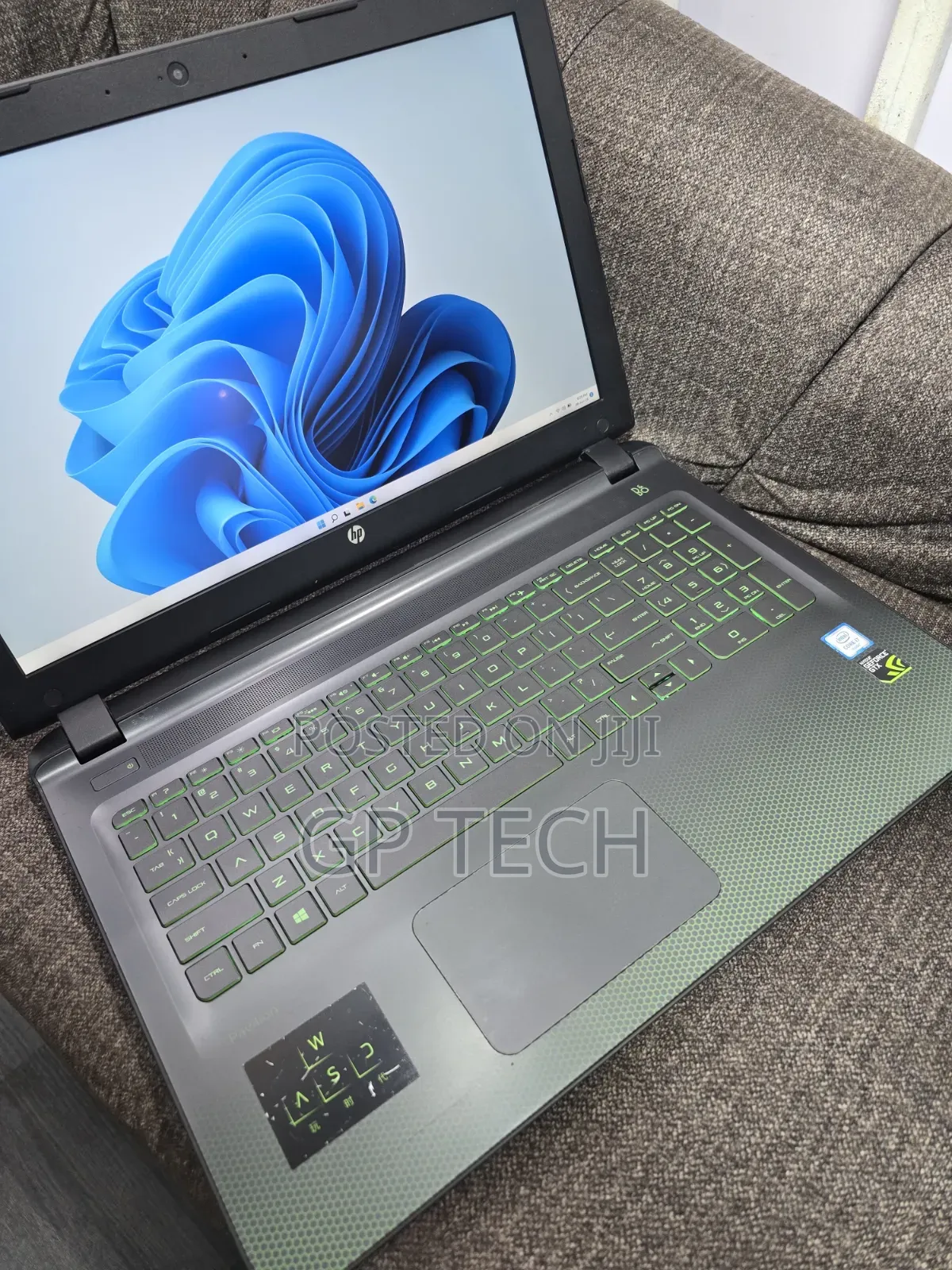 Laptop HP 15 8GB Intel Core i7 HDD+SSD 1T