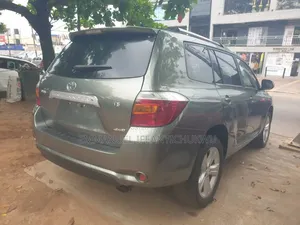 Toyota Highlander Limited 2009 Green