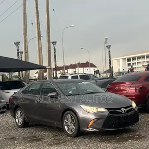 Toyota Camry 2015 Gray