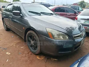 Honda Accord 2005 Gray