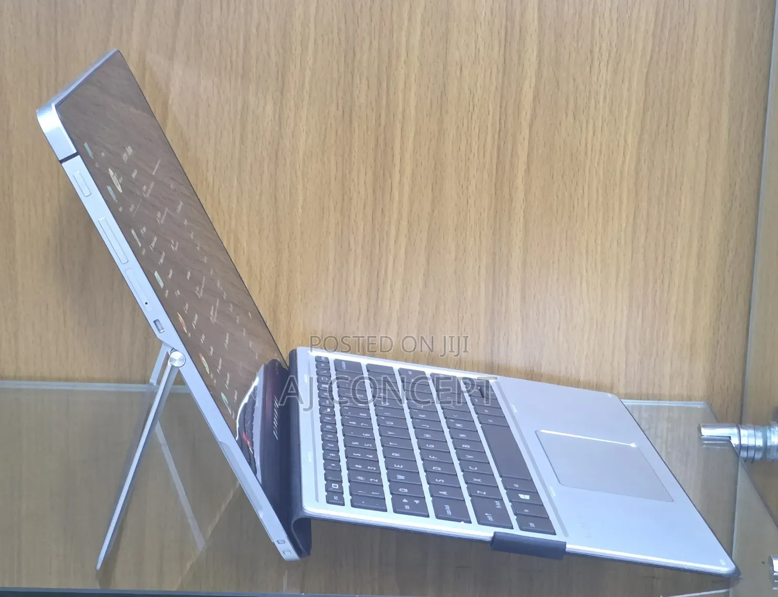 Laptop HP Elite X2 1012 G2 8GB Intel Core i5 SSD 256GB