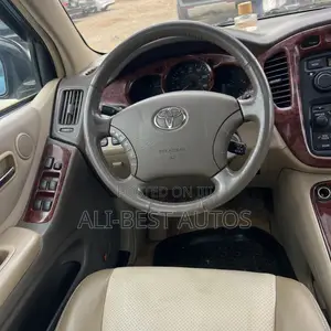Toyota Highlander 2005 Blue