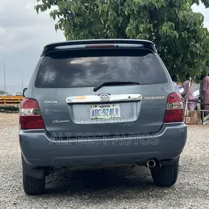 Toyota Highlander 2005 Blue