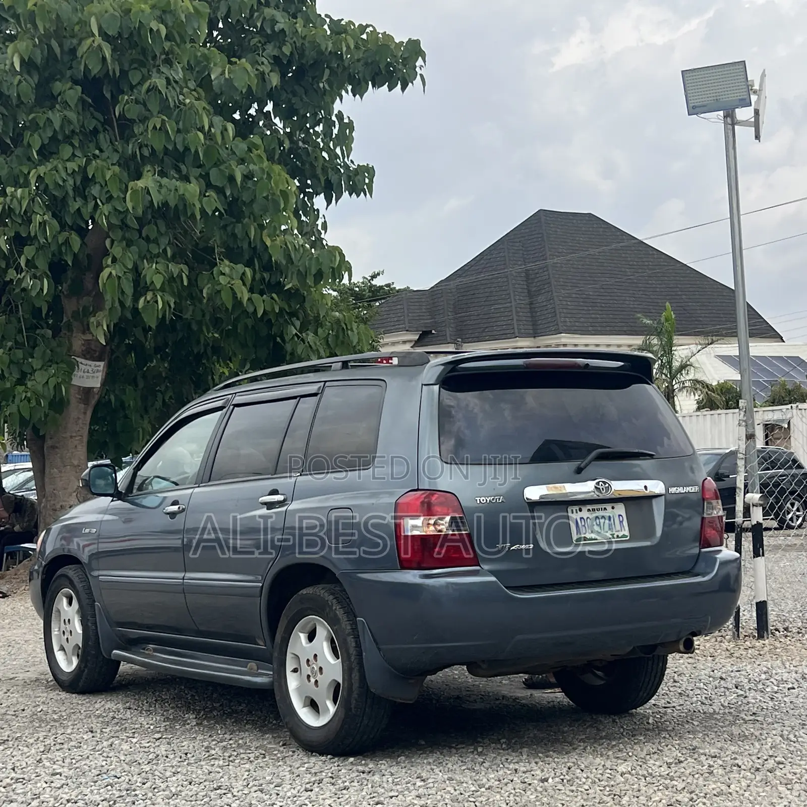 Toyota Highlander 2005 Blue