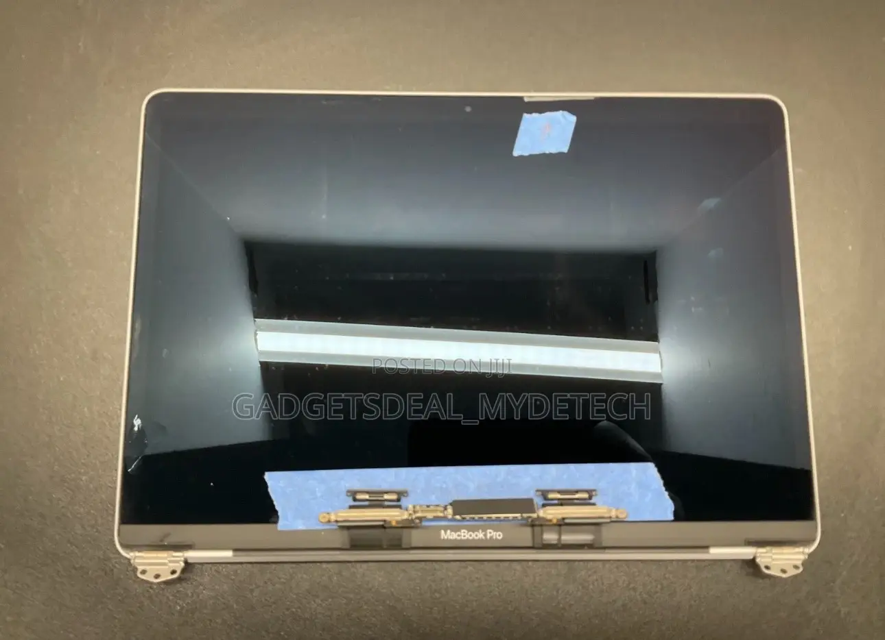 Macbook Pro 2018,2019,2020 Screen 13 Inches Follow Come