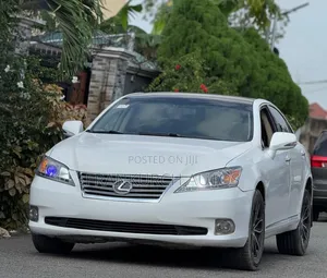 Lexus ES 2012 White
