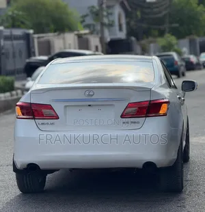 Lexus ES 2012 White